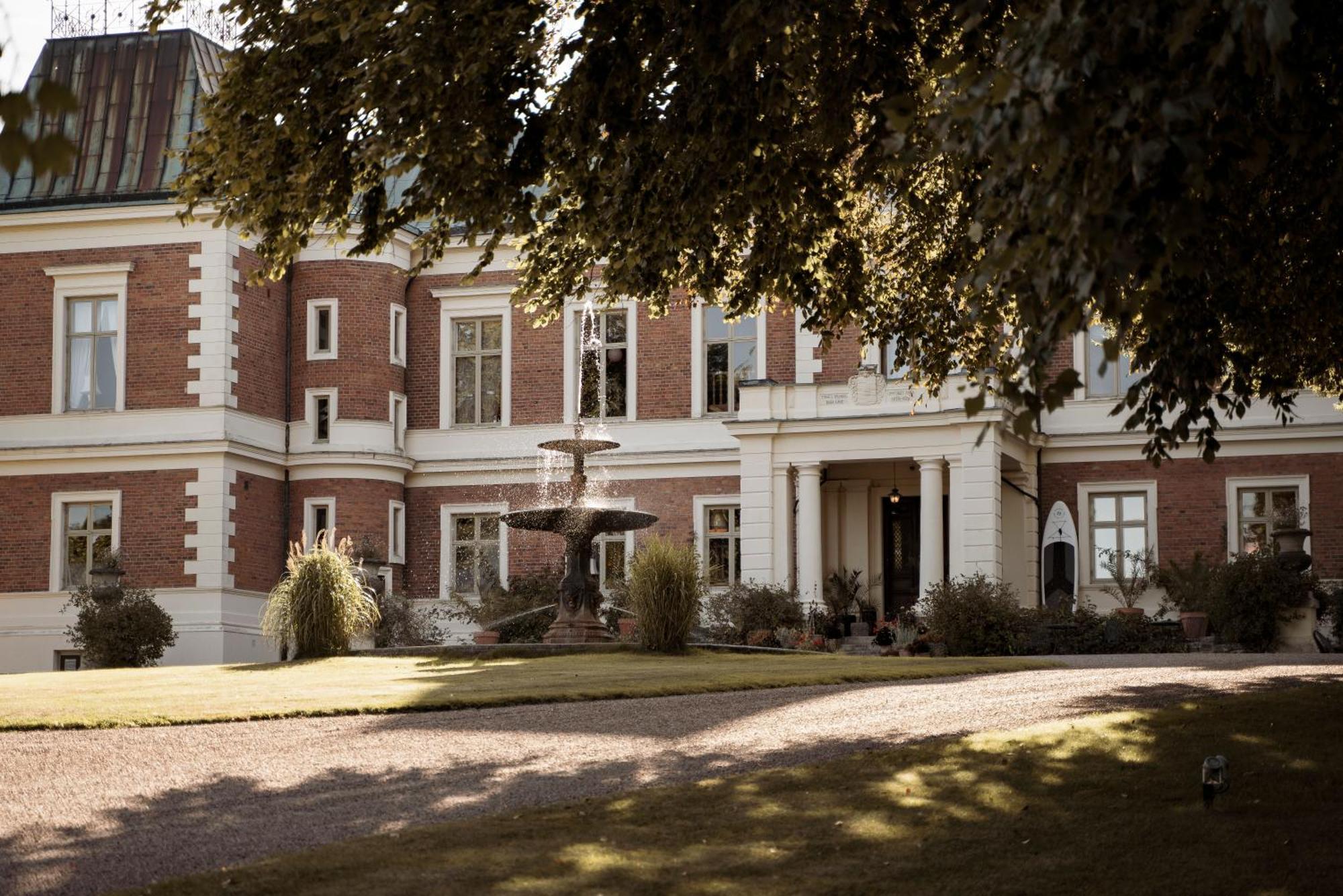 The Norrmans Castle Hotel Genarp Exterior photo